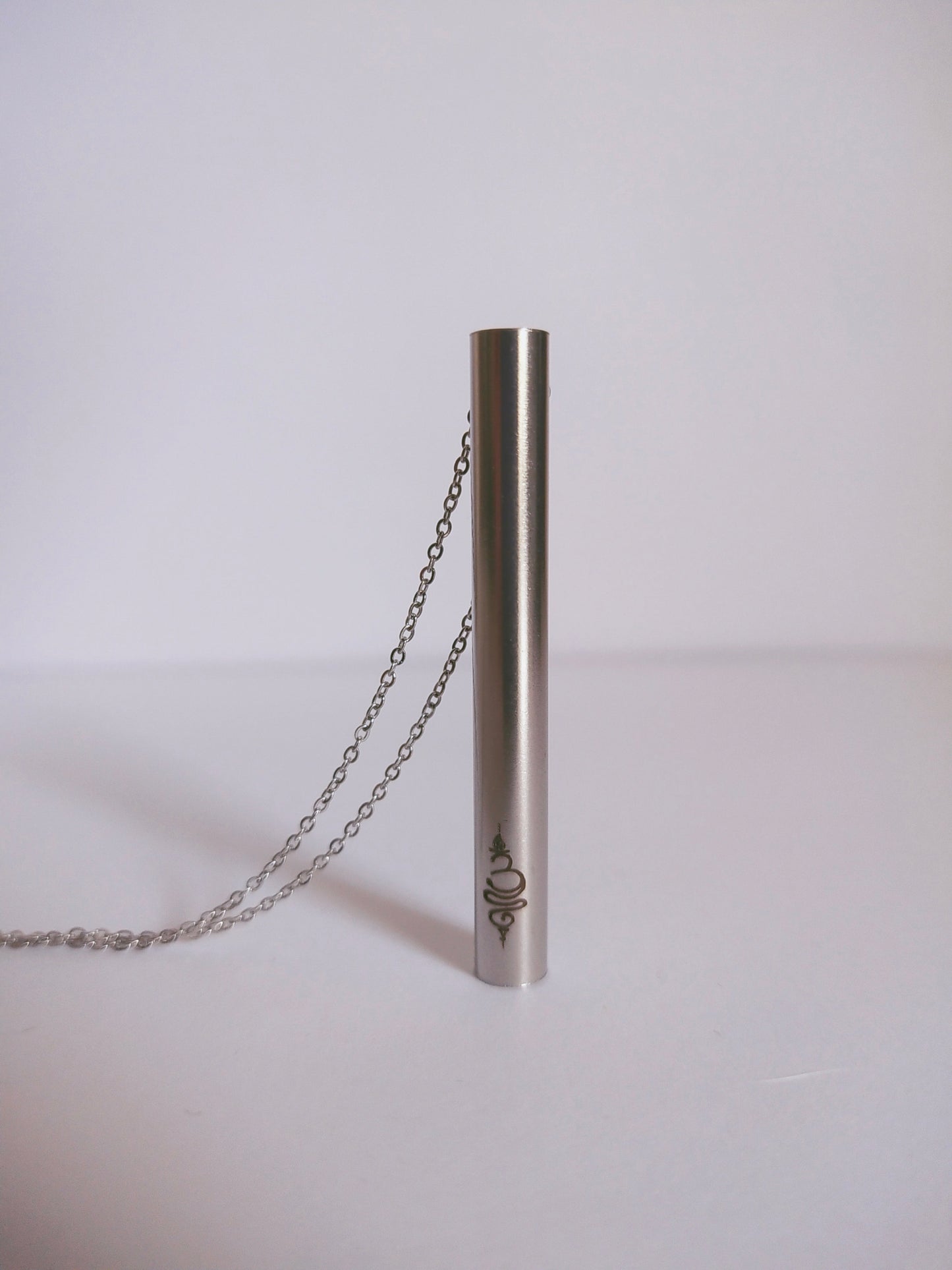 Stop Vaping Necklace -Anxiety Relief Breathing Necklace Stainless Steel Silver Colour - Without Box - BreatheBuddy